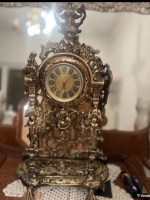 Vintage decorative brass table clock used, analog