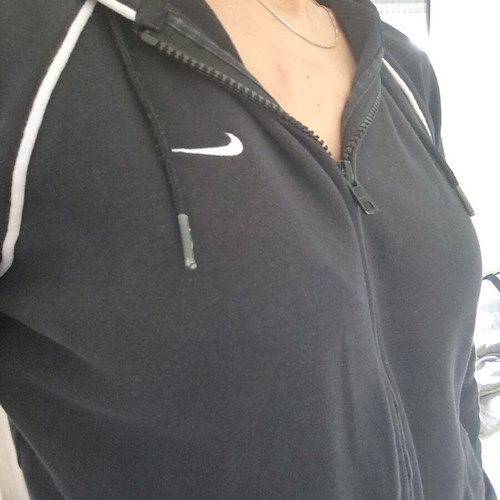 Nike women's black hoodie with zipper size S like new