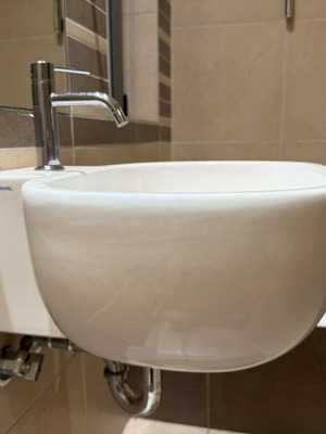 Bathroom sanitary items used, Ideal Standard toilet, sink and faucets