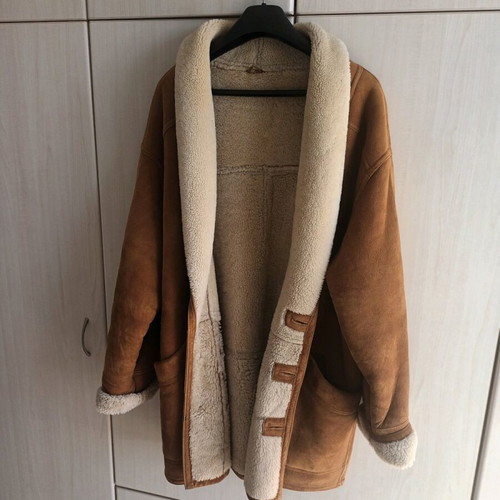 Sheepskin jacket camel color size L, vintage