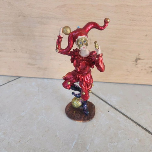 Clown statue used vintage rare