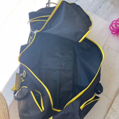 Ice hockey equipment used, full set