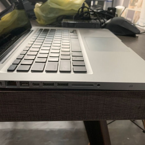 Apple Macbook Pro 8,1 (2011) used, 13.3 inch, i5, 8GB, 250GB SSD