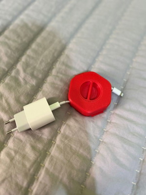 3D Printed Cable Winder, red
