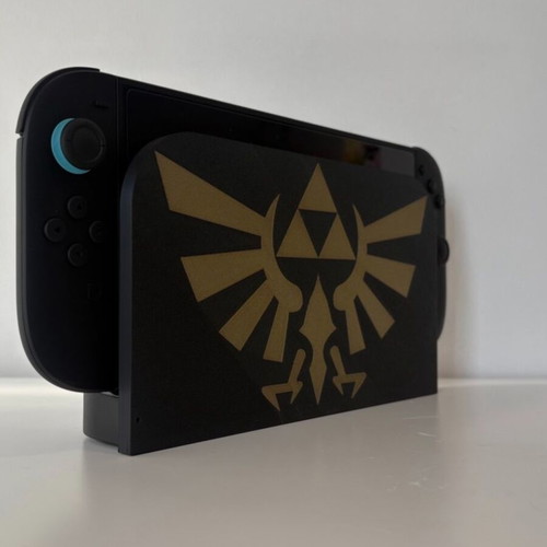 Nintendo Switch 2 3D printed faceplate cover with Zelda design
