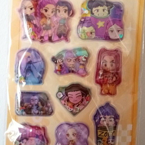 3D Water Shaker Stickers Card - K-Pop Demon Hunters