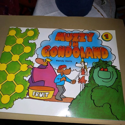 Muzzy in Gondoland collection of new English books