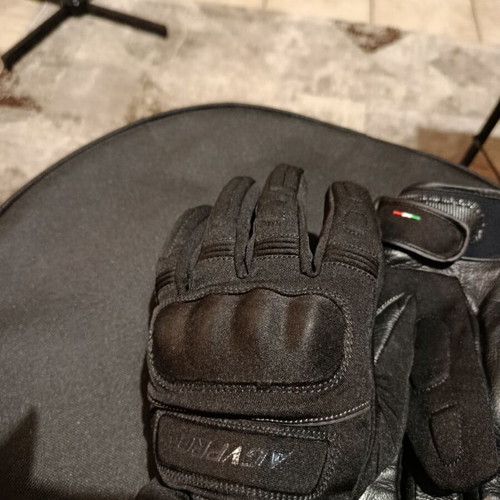 AGVpro Garage Dry-Tex Winter Men's Motorcycle Gloves like new, waterproof