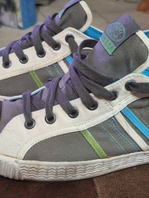 Diesel trainers αθλητικά παπούτσια νούμερο 44 σαν καινούργιο