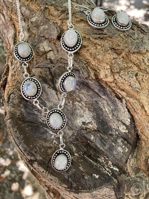 Vintage Atelier 925 Silver Jewelry Set with Moonstone (Necklace & Earrings)