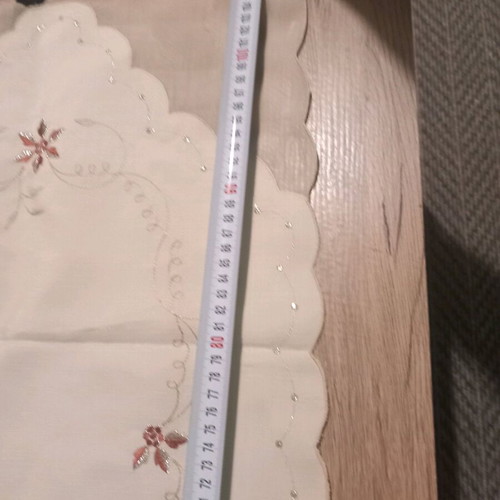 Embroidered runner new with beautiful design