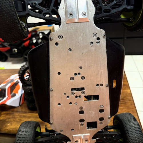 Kyosho Neo 4.0 remote control car like new, complete set