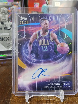 2025-26 Topps Midnight Stroke of Midnight Auto Antonio Reeves card mint