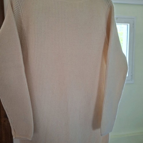 Wool sweater ecru like new