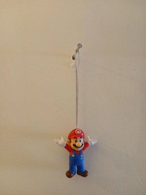 Super Mario hanging figure like new, Nintendo