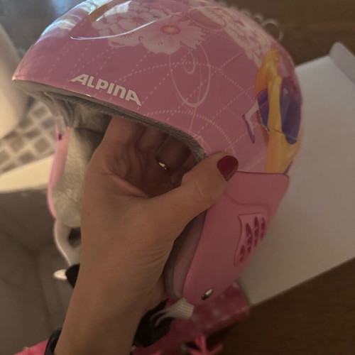 Alpina Carat Set Disney kids ski and snowboard helmet Rapunzel like new with goggles