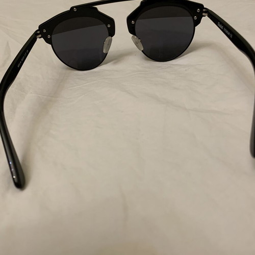 Sunglasses like new, black