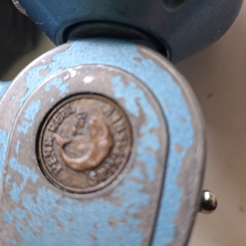 Penn 720 fishing reel used, retro metal body