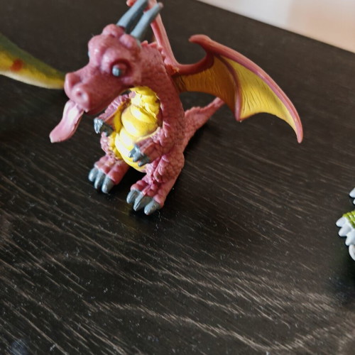 Dinosaur figures like new