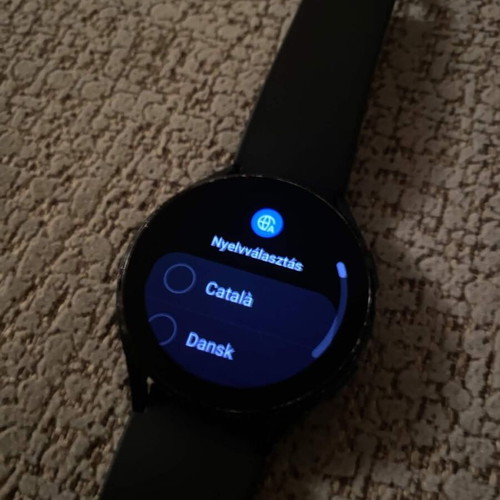 Samsung Galaxy Watch 4 used, good condition, fully functional