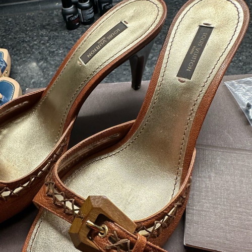 Louis Vuitton mules like new, leather, size 39.5