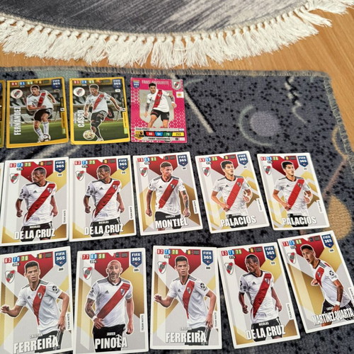 Adrenalyn XL River Plate cards used, set
