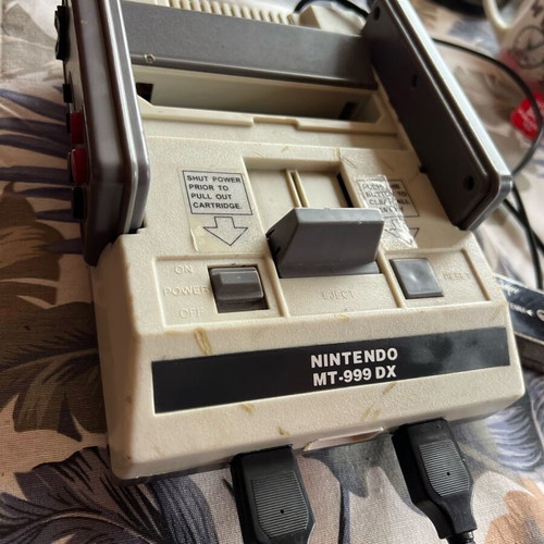 Nintendo MT-999DX console used, like new, without power supply