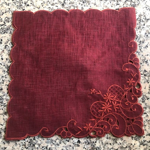 Napkins set of 6 30cm like new, red