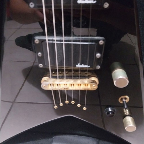 Jackson King V JS32 electric guitar used with locking tuners and killswitch