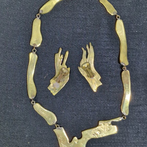 Bronze Jewelry Set used with abstract design