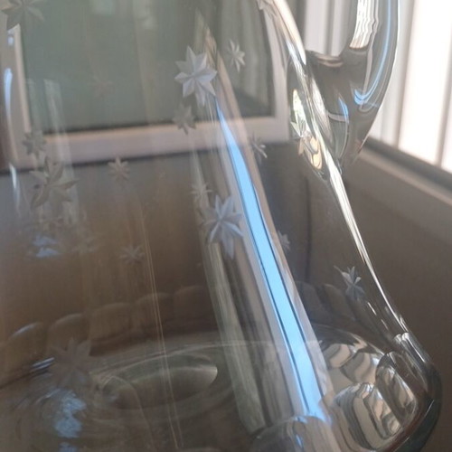 Crystal carafe with 7 glasses like new