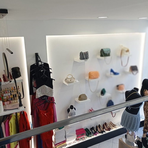 Handmade Gifts Business with Social Media Presence and Online Sales