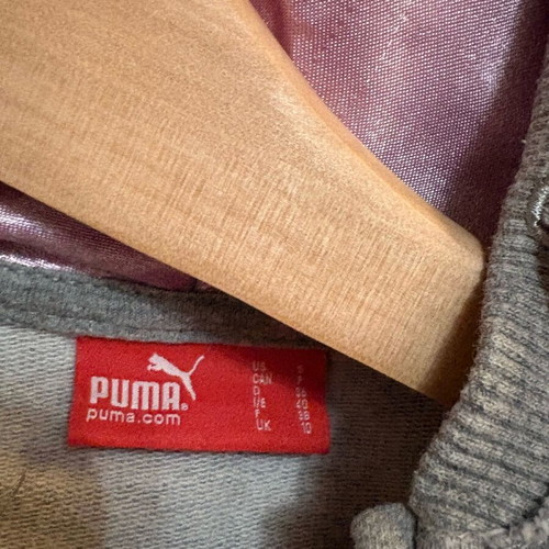 Puma grey hoodie with purple details like new, size S
