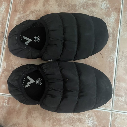 Mc Kinley slippers size 42, black