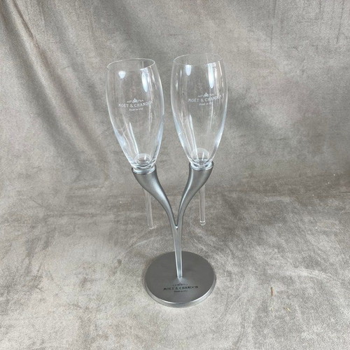 Moet and Chandon champagne glass sets like new, 2 sets