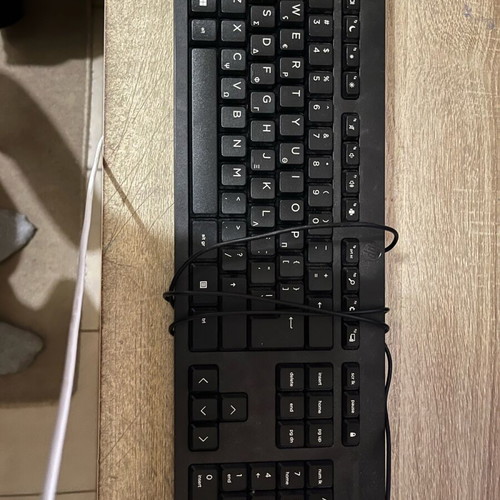 HP wired keyboard like new, black