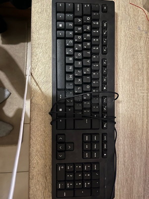 HP wired keyboard like new, black