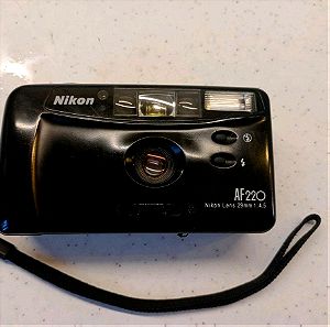 Φωτογραφική μηχανή Nikon AF220