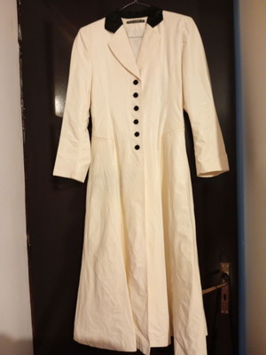 Women's leather coat like new, white, artificial leather