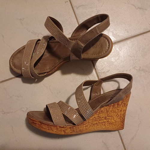 Mark's and Spencer platform sandals used, leather beige with rhinestones, size 38