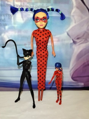 Miraculous: Tales of Ladybug & Cat Noir figures used, set of 3