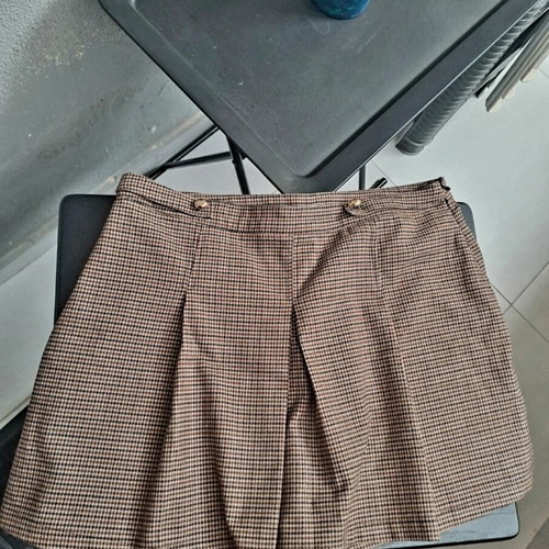 Skort with pleats H&M like new, size 40, beige and brown