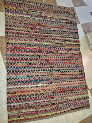 Multicolored knitted rug like new, rectangular 1.50x2.00