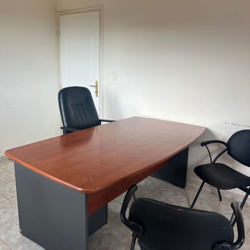 Actiu office furniture set like new