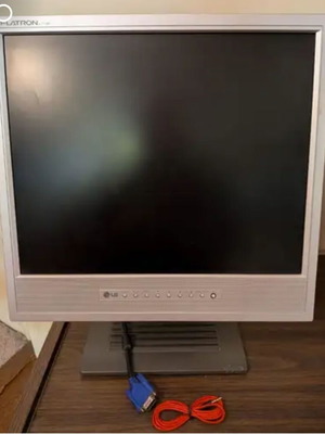 LG Flatron L1710M 17" LCD οθόνη μεταχειρισμένη, VGA, ενσωματωμένα ηχεία