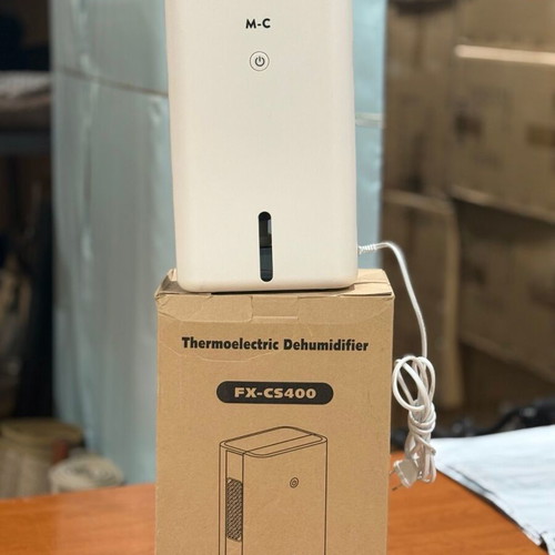 Thermoelectric Dehumidifier new with 1.5L Tank 220–240V