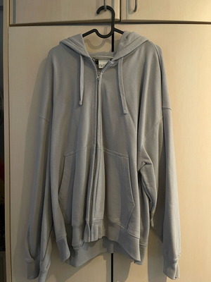 H&M gray cardigan XL like new, unworn