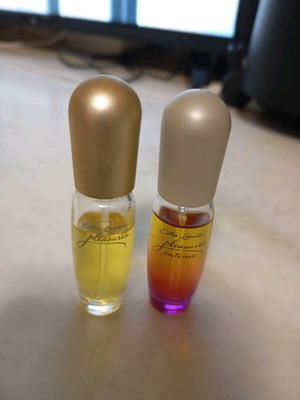 Estée Pleasure mini perfumes set used, Eau de Parfum