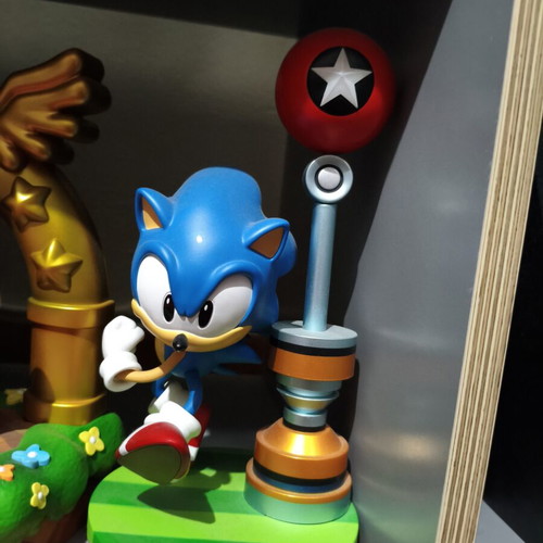 F4F PVC figures like new without boxes