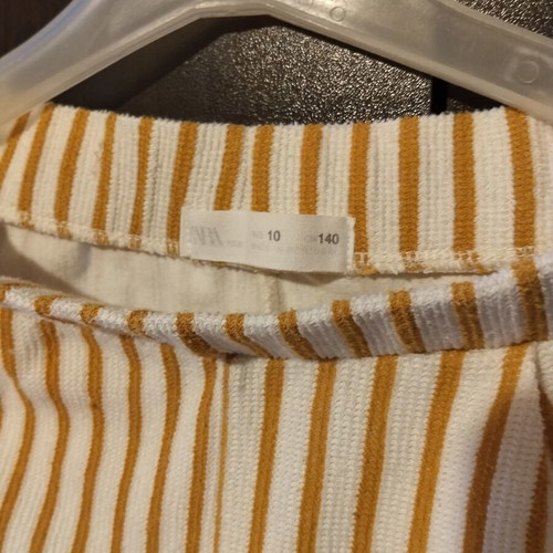 Zara kids set 10 years, striped mustard and ecru blouse and pants